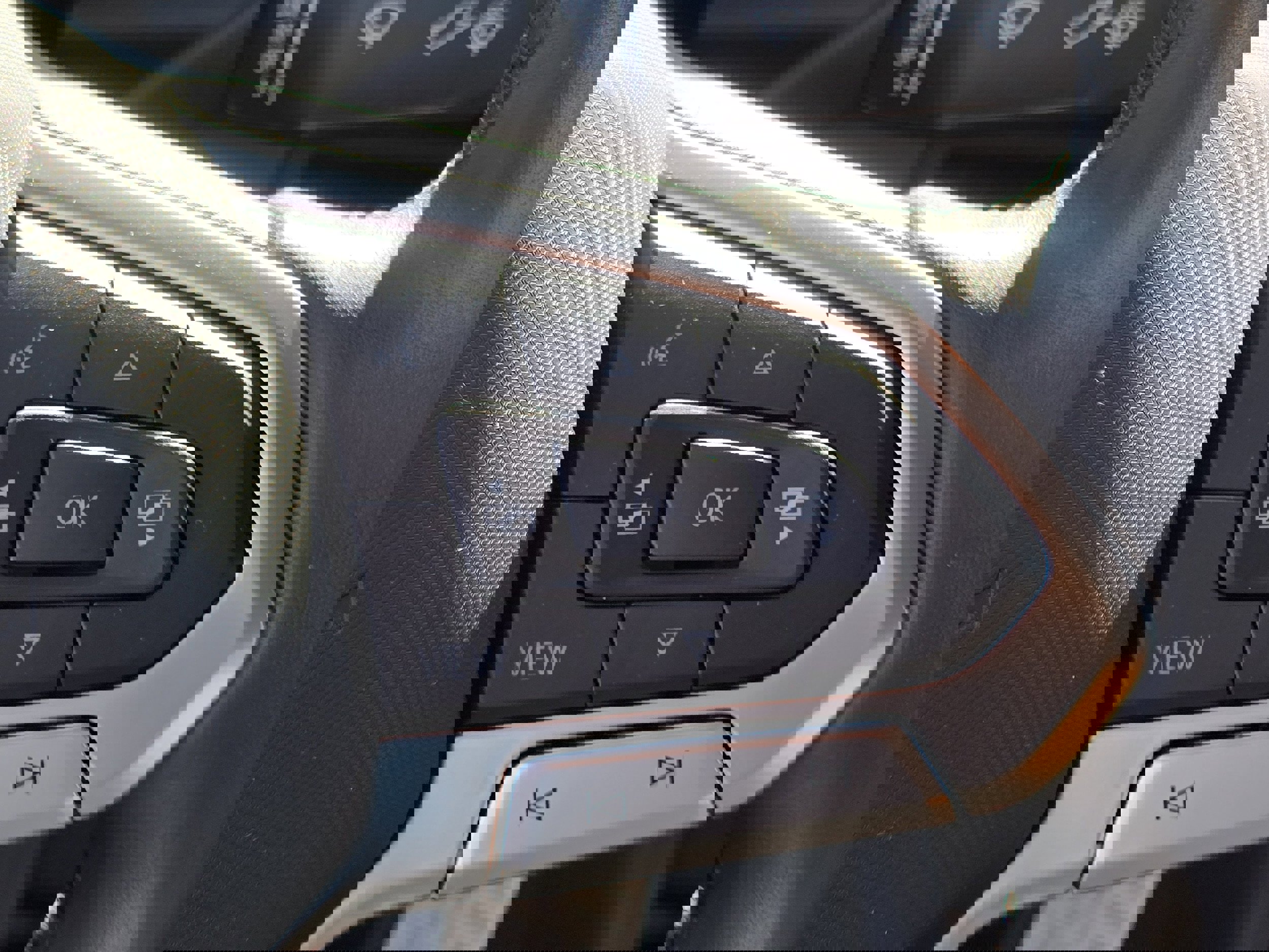 Used 2023 Volkswagen Jetta Sport image 11