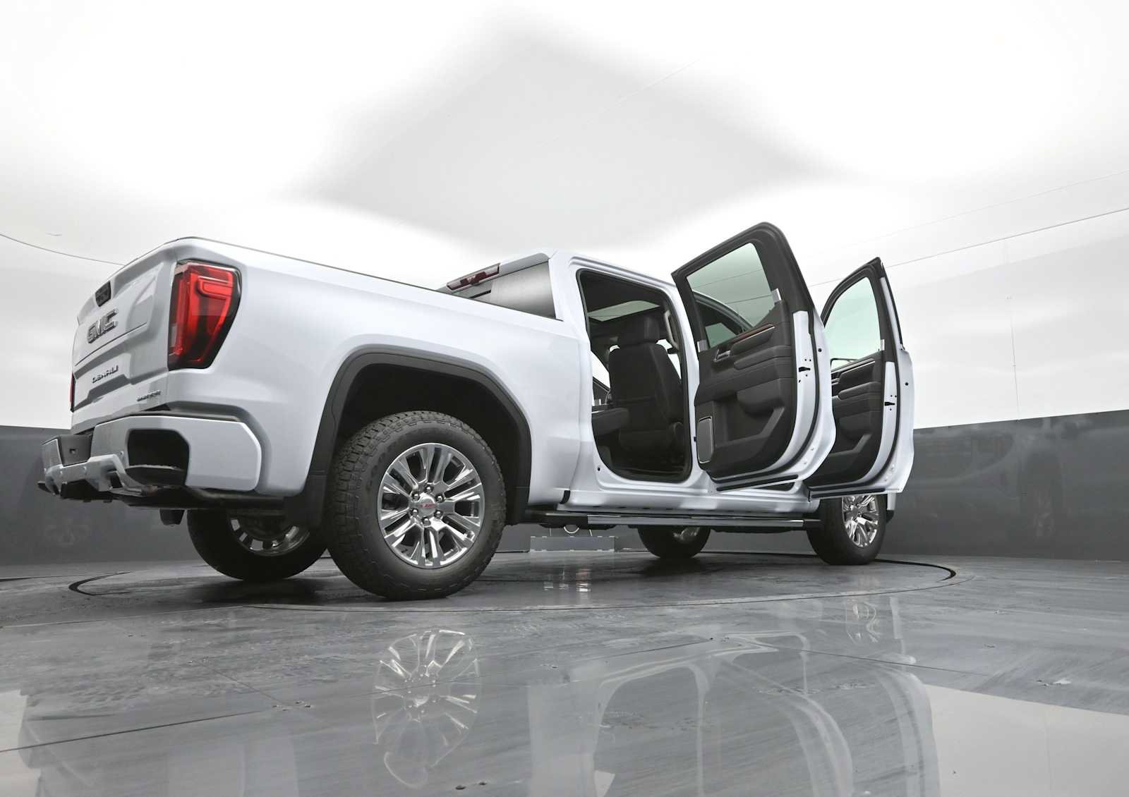 New 2026 GMC Sierra 1500 Denali w/ Technology Package AWD/4WD image 48