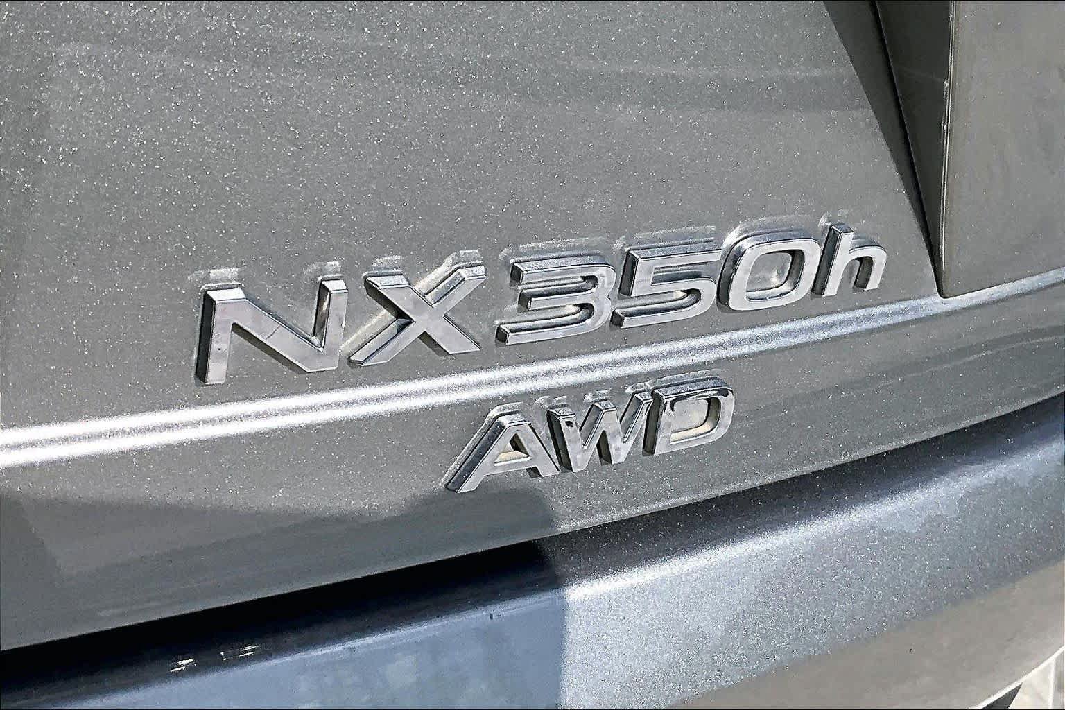 Used 2022 Lexus NX 350h AWD image 9