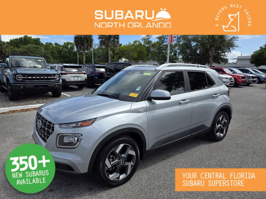 Used 2023 Hyundai Venue SEL FWD image 1