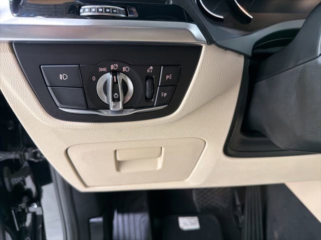 Used 2021 BMW X3 xDrive30i AWD/4WD image 12