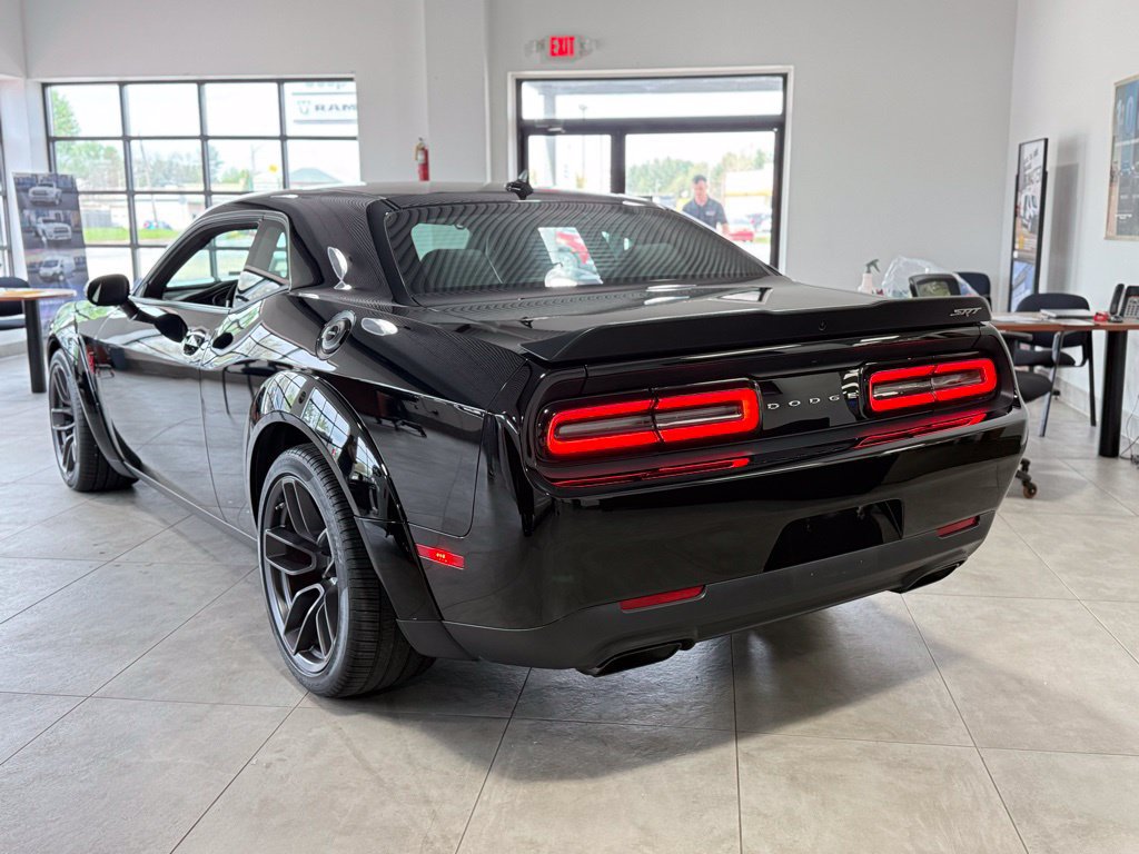 Used 2018 Dodge Challenger SRT Demon RWD image 5