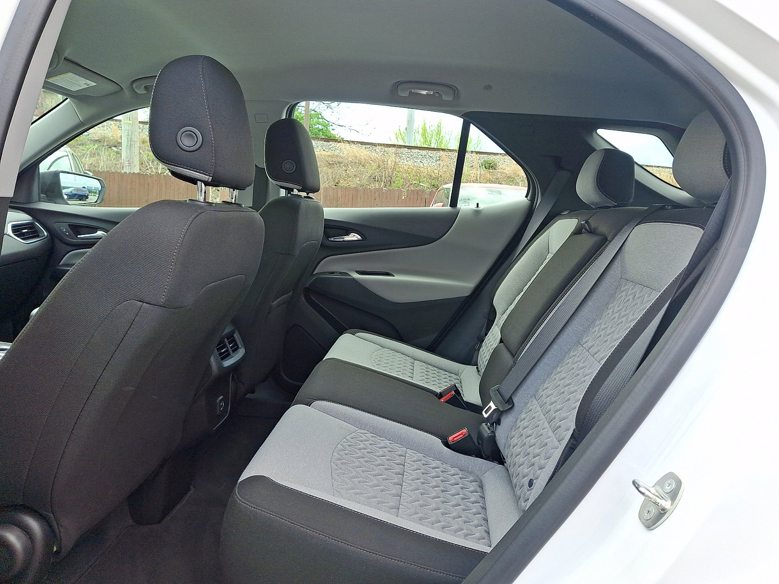 Certified 2024 Chevrolet Equinox LS FWD image 10