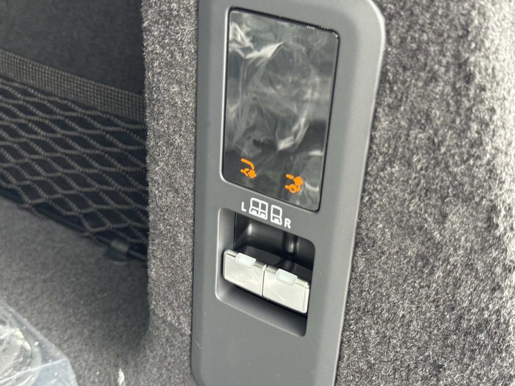 New 2026 Land Rover Range Rover Sport Dynamic SE image 7