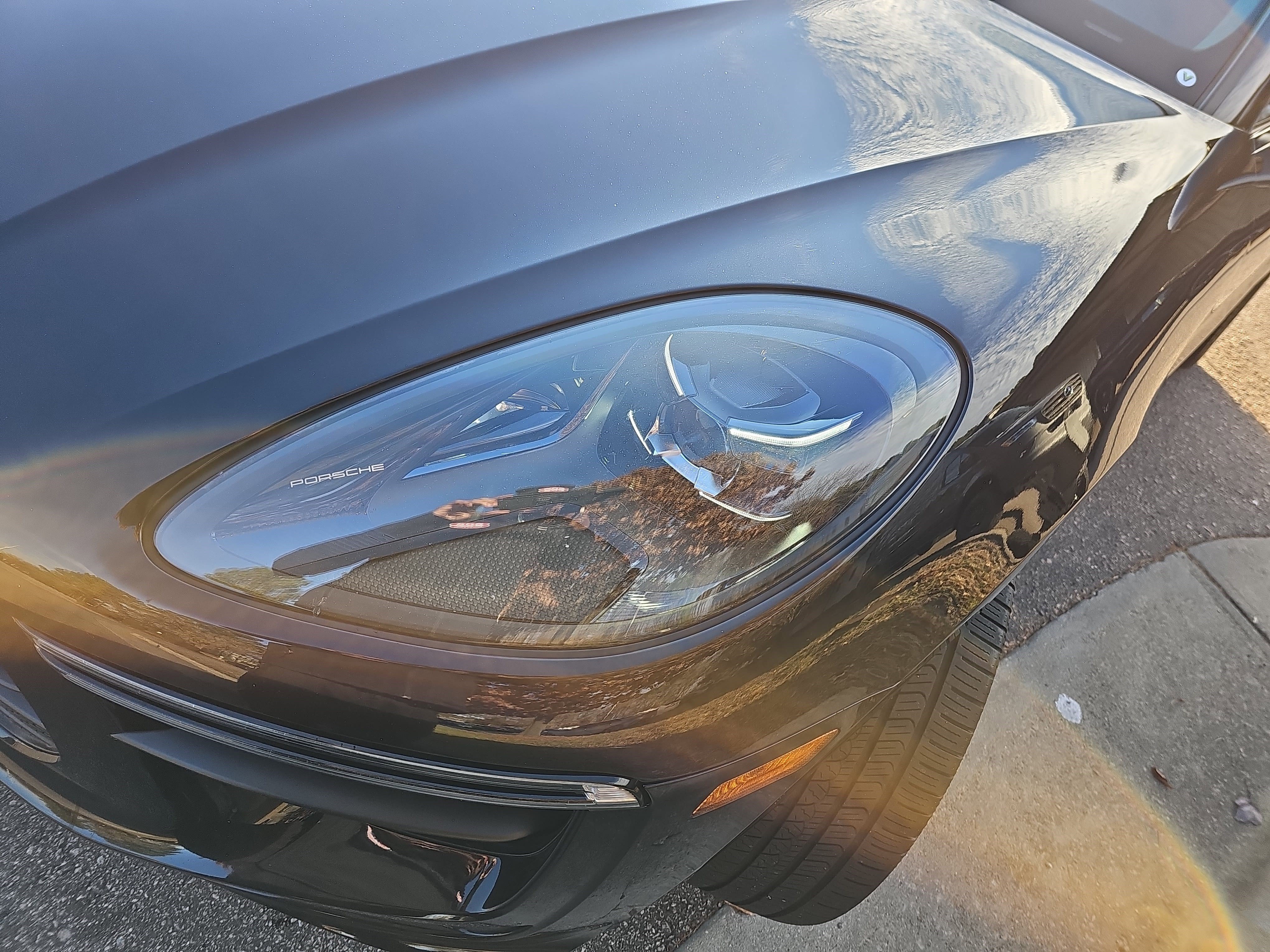 Used 2021 Porsche Macan Turbo image 32