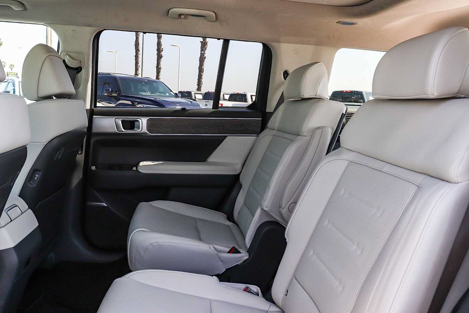 New 2026 Hyundai Santa Fe Calligraphy AWD/4WD image 25