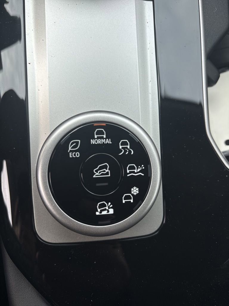 New 2026 Mitsubishi Outlander ES AWD/4WD image 21