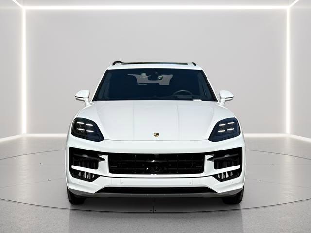 Used 2025 Porsche Cayenne GTS image 7