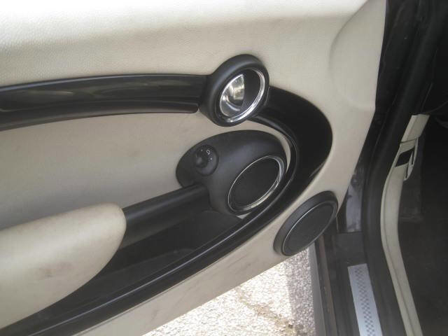 Used 2011 MINI Cooper Clubman S image 22