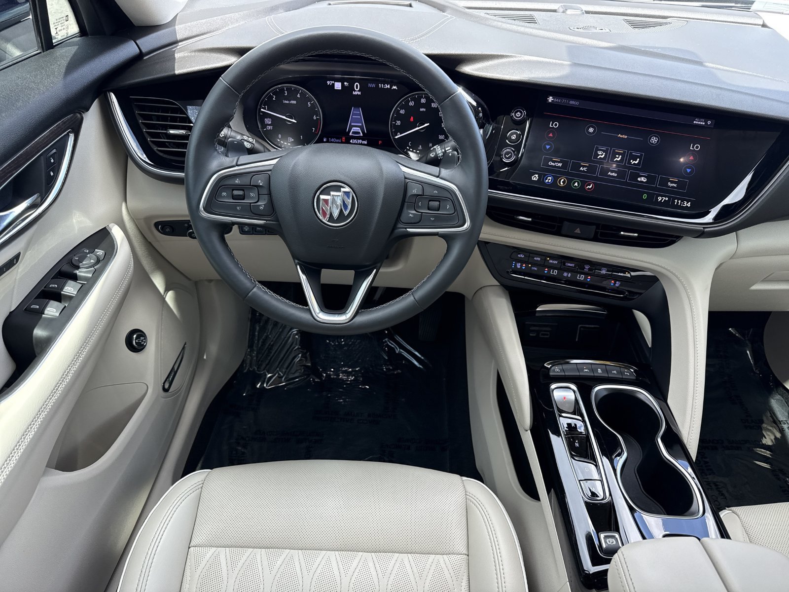 Used 2022 Buick Envision Avenir w/ Technology Package II FWD image 12