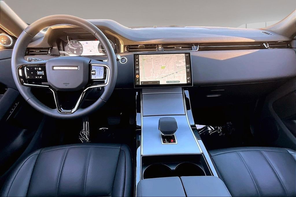 Certified 2025 Land Rover Range Rover Evoque S AWD/4WD image 7