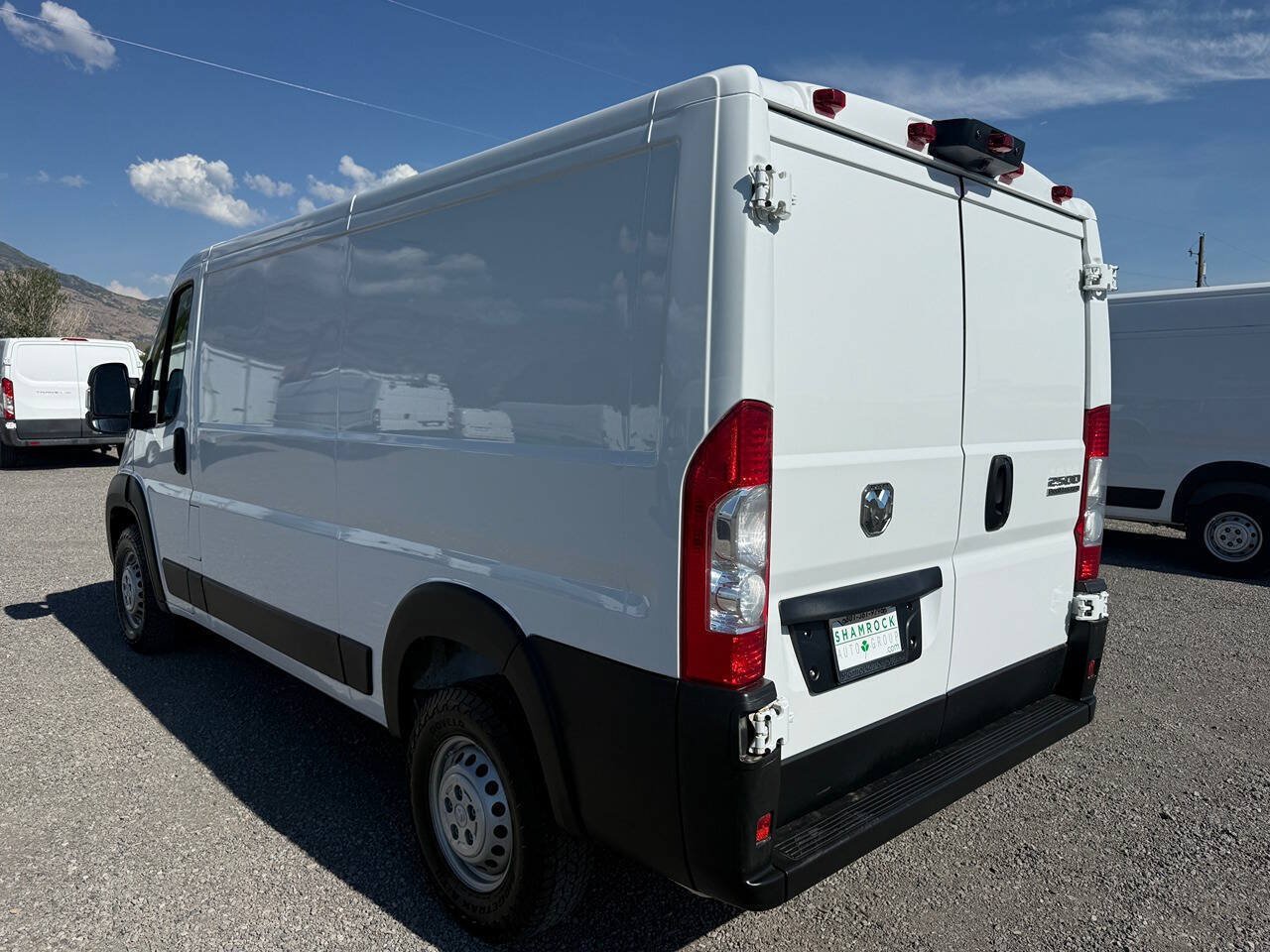Used 2025 RAM ProMaster 2500 w/ Convenience Group FWD image 5