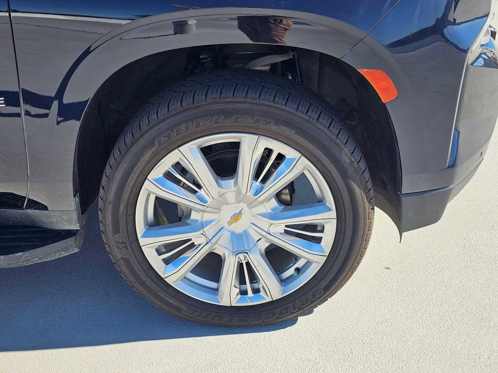 Used 2023 Chevrolet Tahoe High Country w/ LPO, Illumination Package image 9