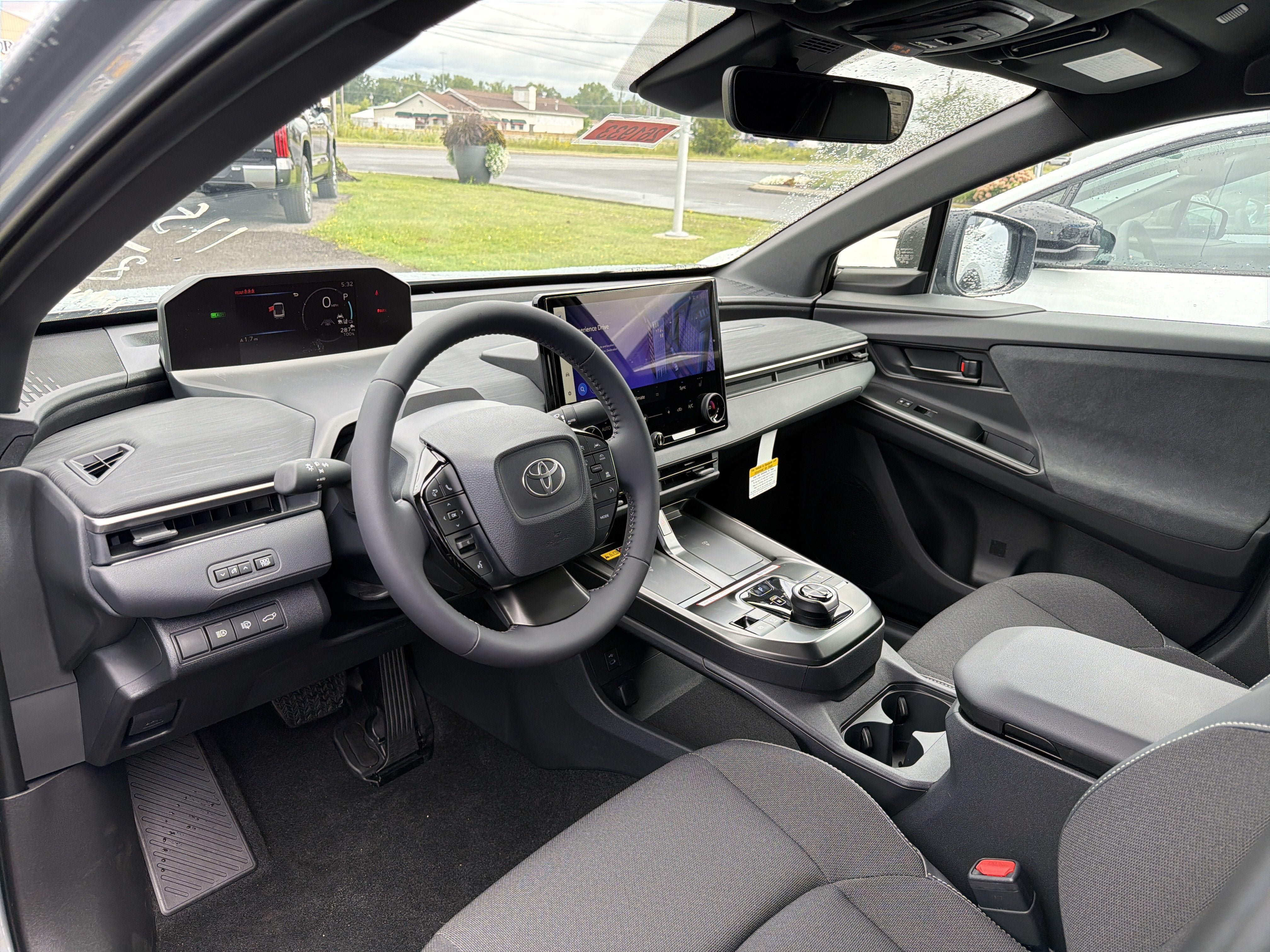 New 2026 Toyota C-HR AWD/4WD image 9