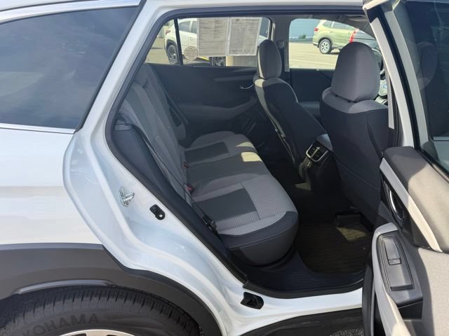 Certified 2025 Subaru Outback Premium AWD/4WD image 8