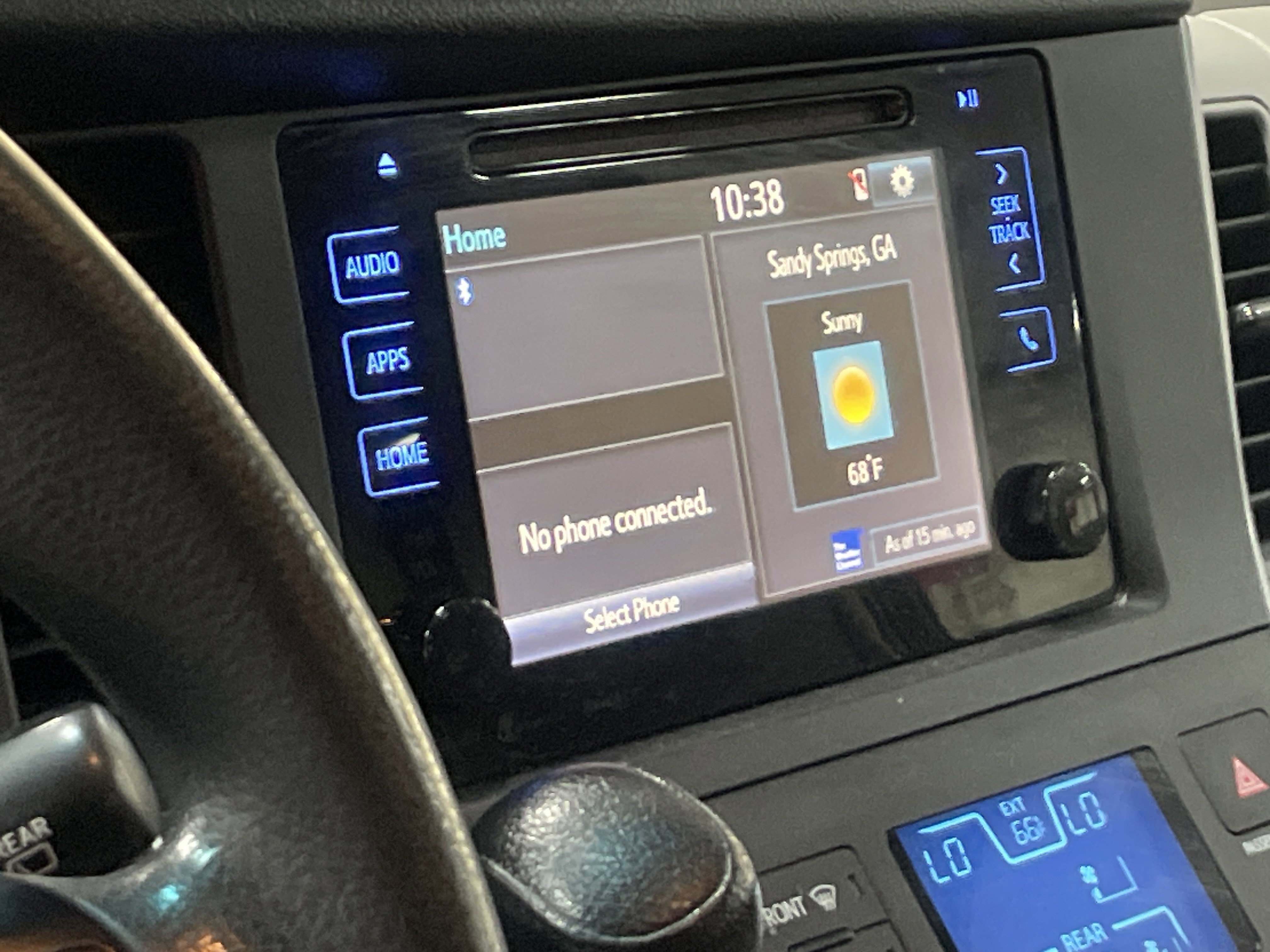 Used 2017 Toyota Sienna LE image 9