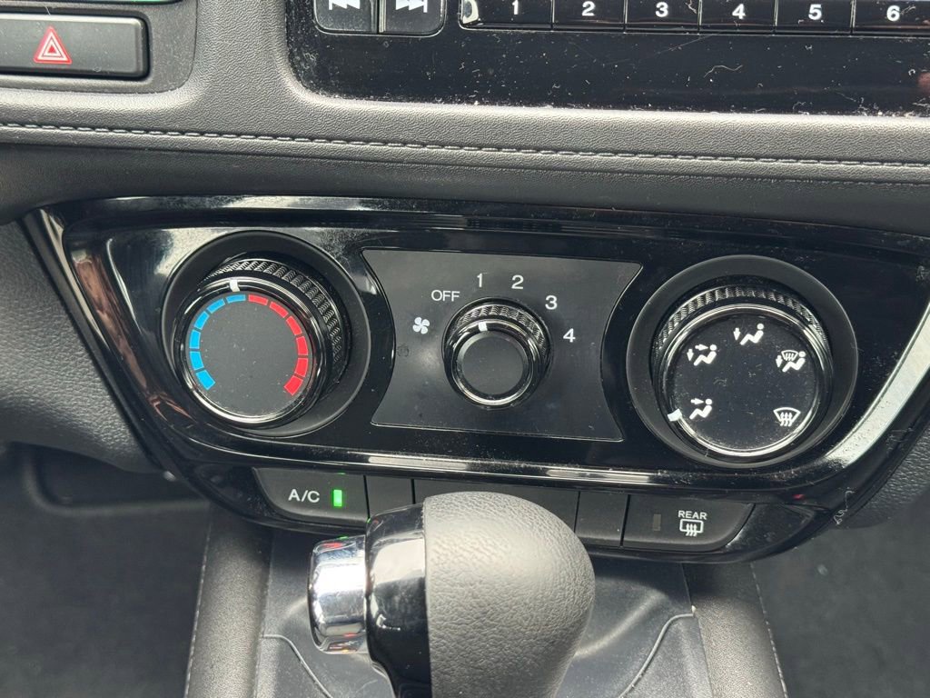 Used 2021 Honda HR-V LX image 17