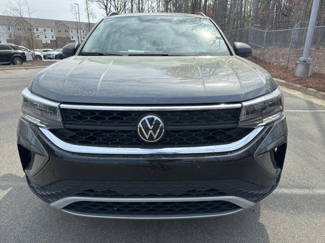 Used 2024 Volkswagen Taos S image 4