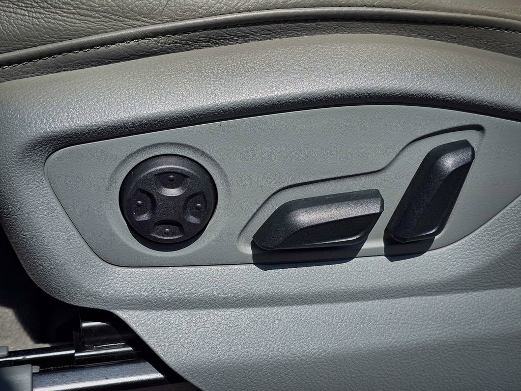 Used 2018 Audi Q7 2.0T Premium Plus w/ Premium Plus Package AWD/4WD image 18