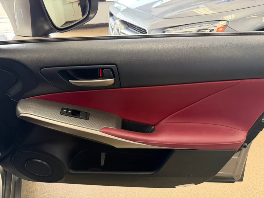 Used 2018 Lexus IS 300 F Sport w/ F Sport Package RWD image 45