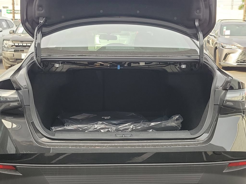 New 2026 Nissan Sentra S w/ Floor Mat Package FWD image 5