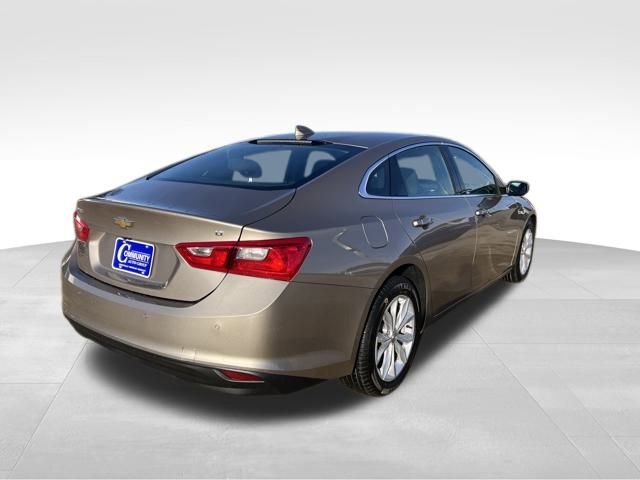 Used 2025 Chevrolet Malibu LT image 9