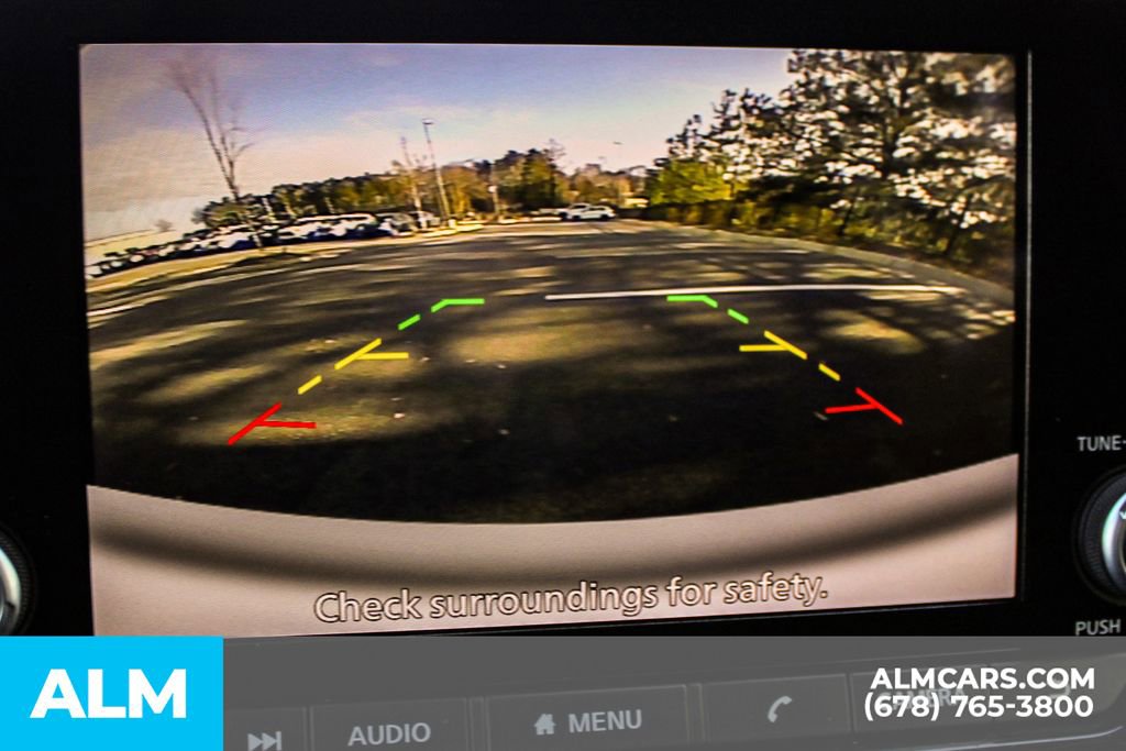 Used 2025 Nissan Pathfinder SV image 36