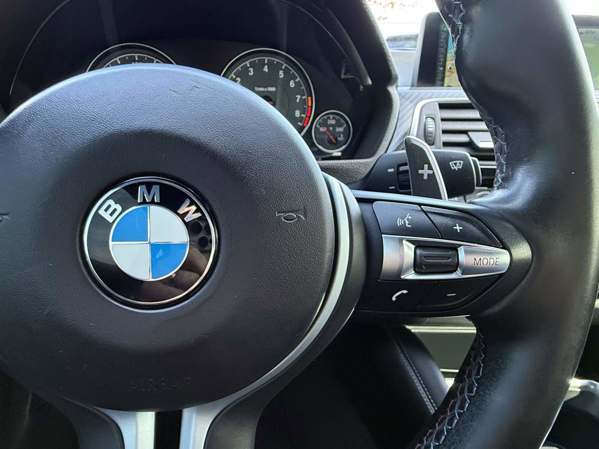 Used 2016 BMW M4 Coupe image 18