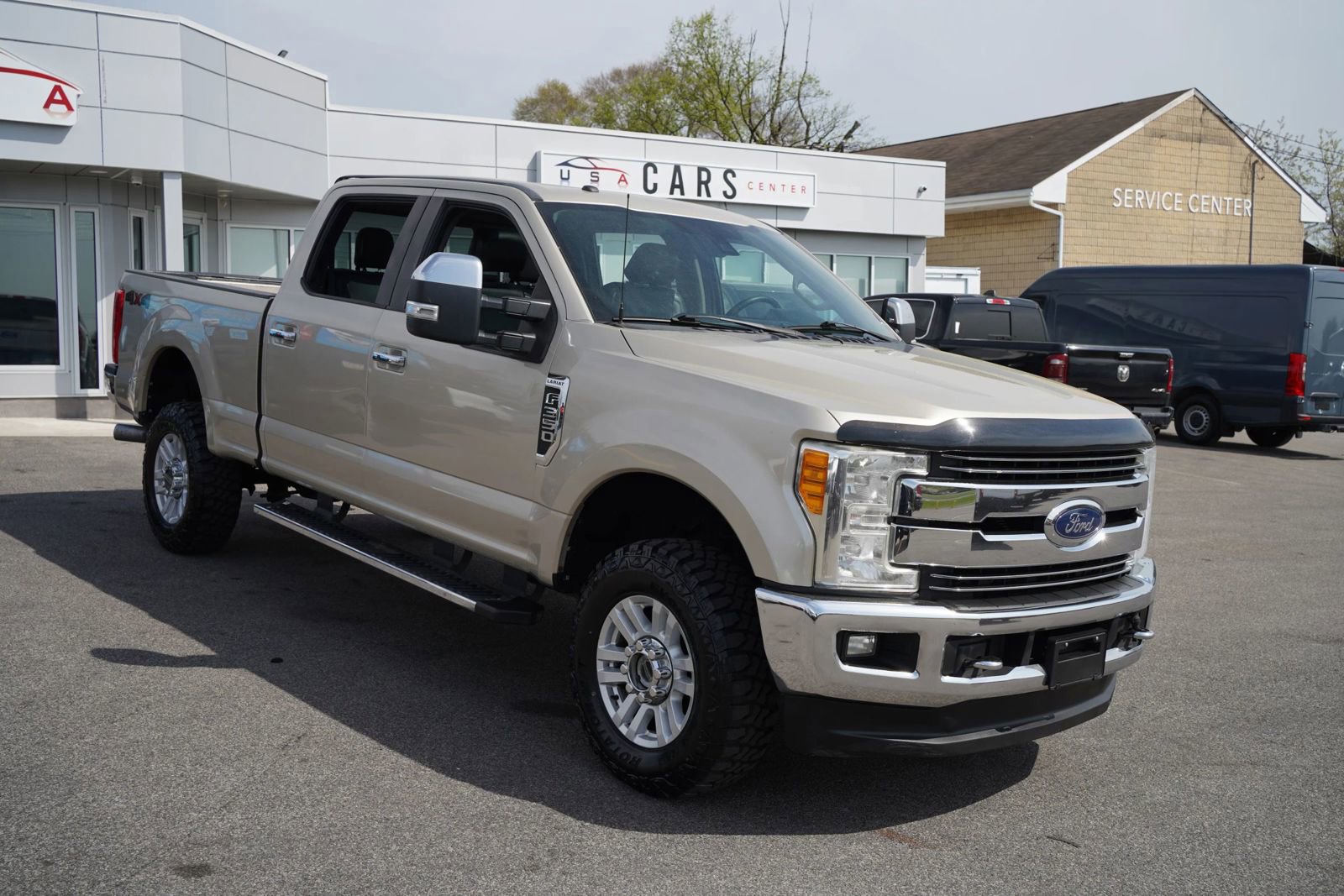 Used 2017 Ford F350 Lariat w/ Lariat Ultimate Package AWD/4WD image 10
