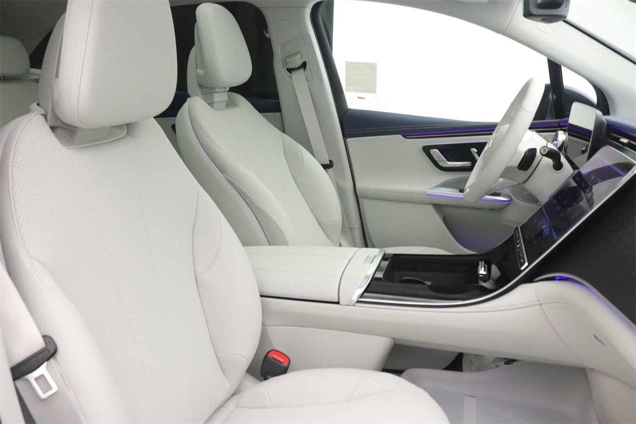 New 2026 Mercedes-Benz EQE 320+ SUV image 9
