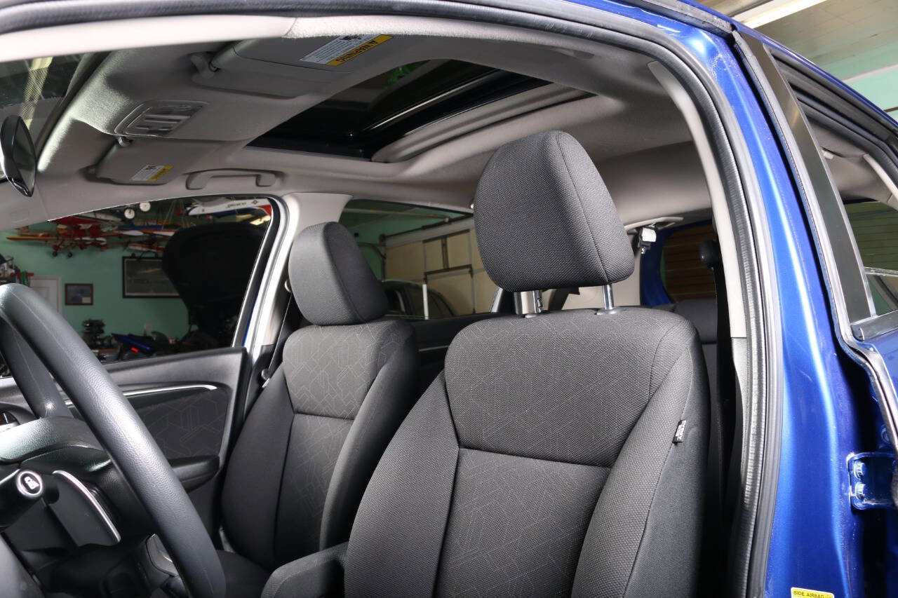 Used 2016 Honda Fit EX image 27