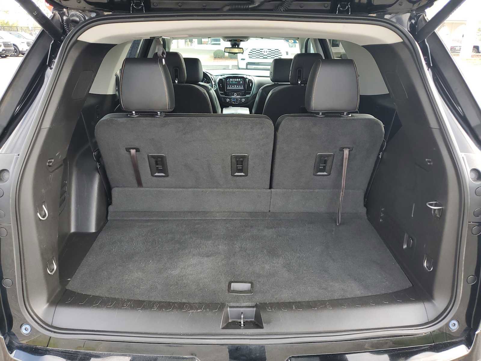 Used 2018 Chevrolet Traverse Premier w/ Redline Edition image 5