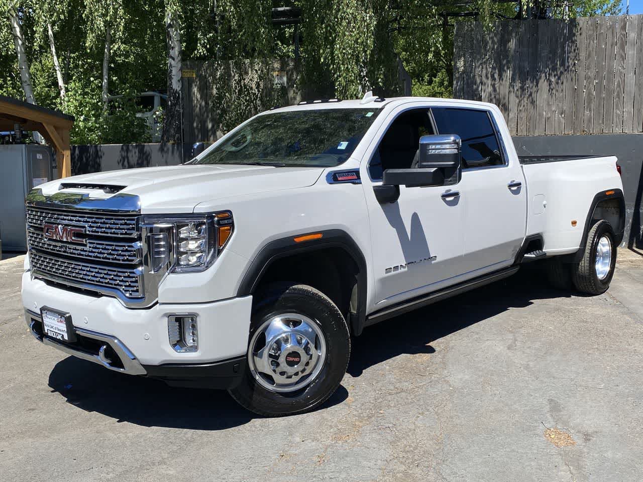 Used 2023 GMC Sierra 3500 Denali w/ Denali Ultimate Package AWD/4WD image 1