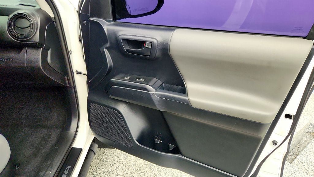 Used 2018 Toyota Tacoma SR RWD image 25