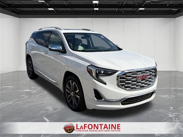 Used 2018 GMC Terrain Denali w/ Comfort Package image 3
