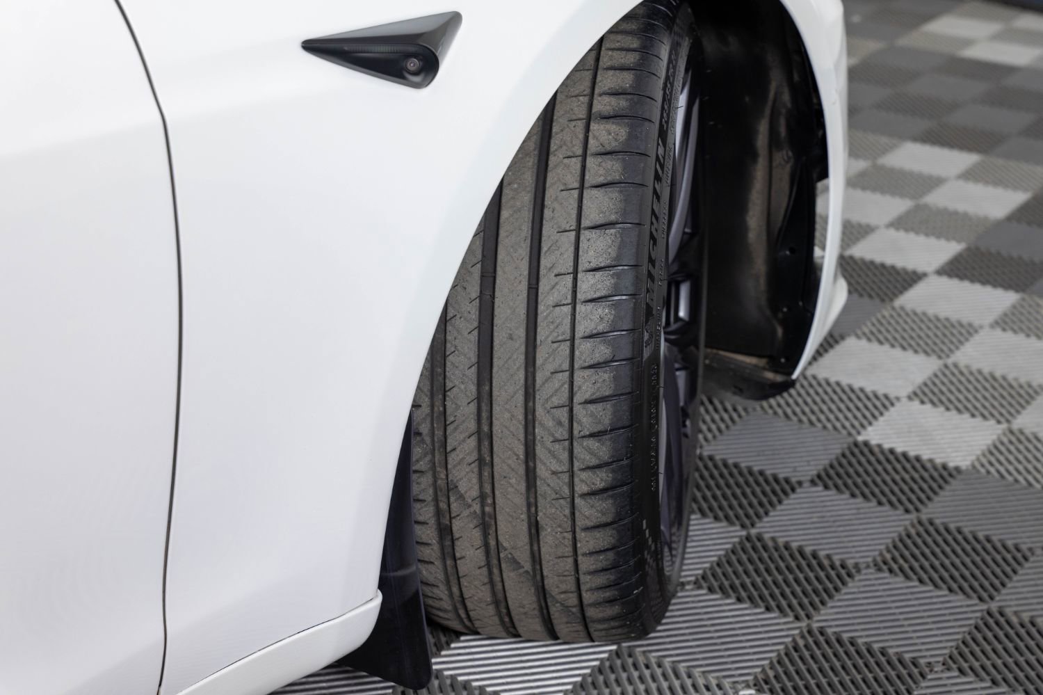 Used 2021 Tesla Model S Plaid image 38