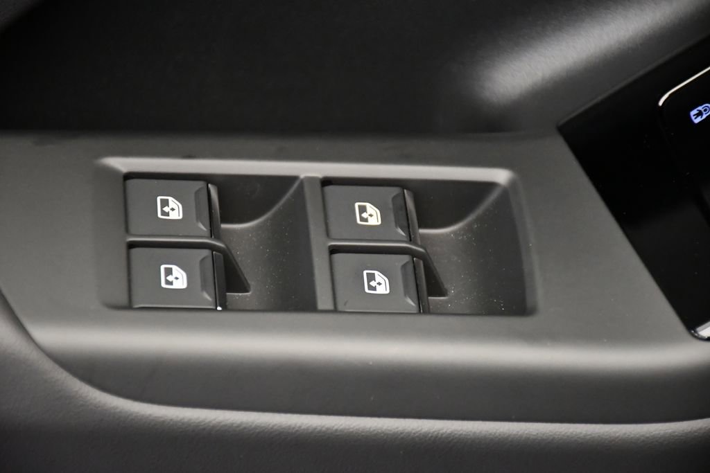 New 2025 Audi Q6 e-tron Premium Plus image 34