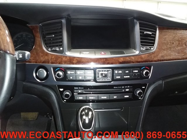 Used 2014 Hyundai Equus Signature RWD image 12