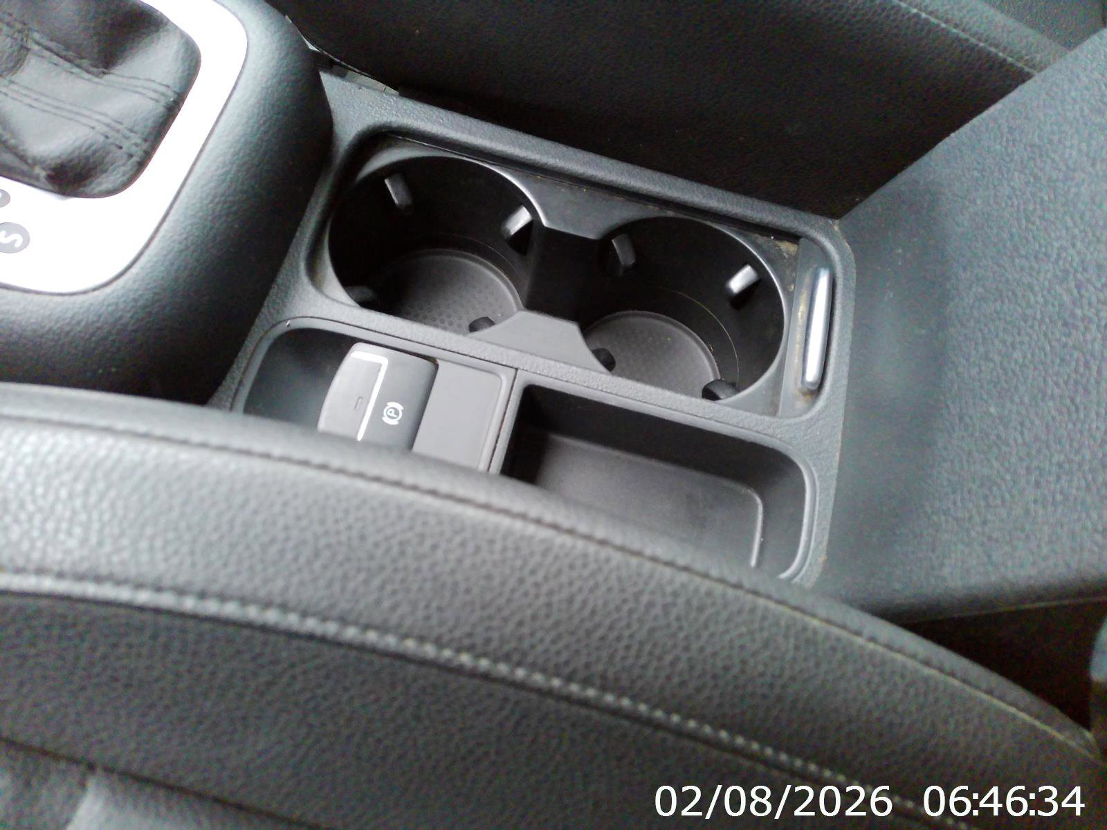 Used 2014 Volkswagen Tiguan SE image 19