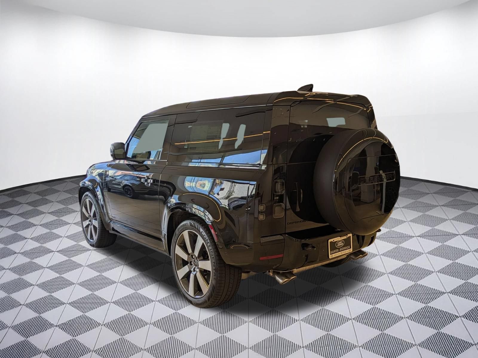 New 2026 Land Rover Defender 90 V8 AWD/4WD image 7