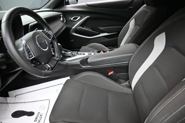 Used 2023 Chevrolet Camaro LT w/ Technology Package RWD image 16