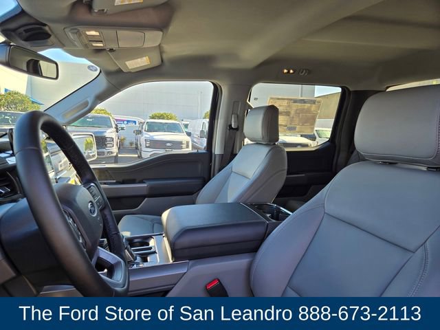 New 2025 Ford F150 Lightning Flash AWD/4WD image 15