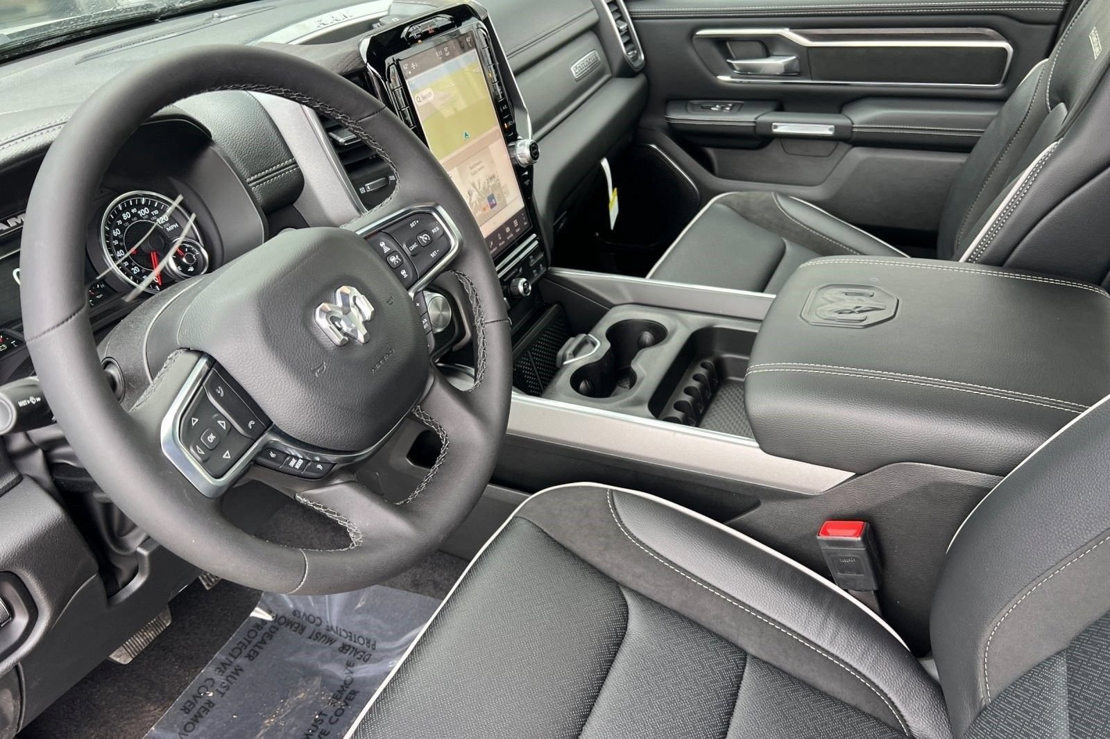 New 2025 RAM 1500 Laramie w/ Trailer Tow Group AWD/4WD image 12