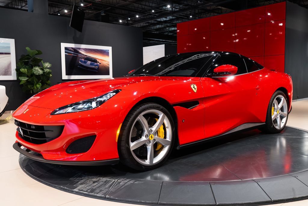 Certified 2020 Ferrari Portofino RWD image 58