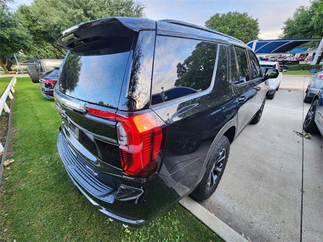 Used 2025 GMC Yukon AT4 w/ AT4 Premium Plus Package AWD/4WD image 6