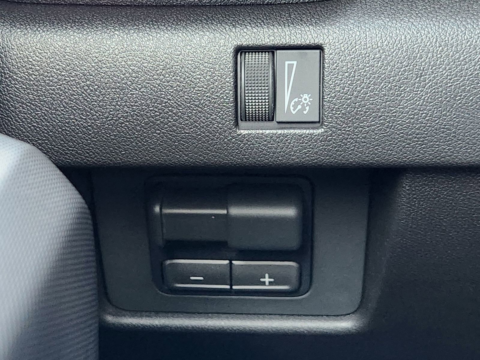 New 2026 GMC Canyon Elevation w/ Convenience Package image 25