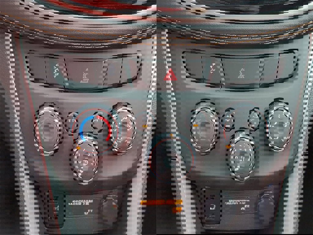 Certified 2022 Chevrolet Trax LT w/ LT Convenience Package image 16