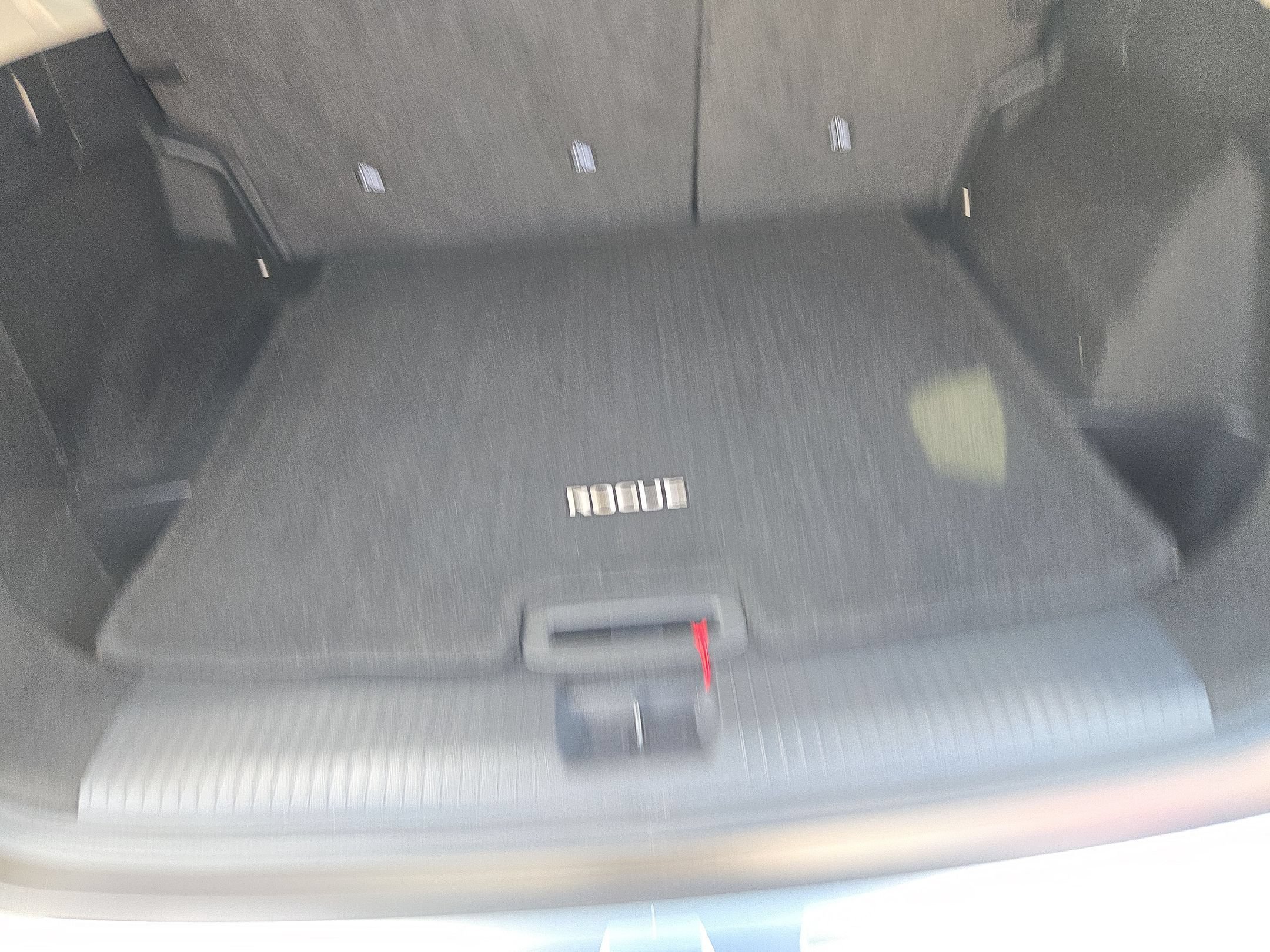 Used 2023 Nissan Rogue SV FWD image 25