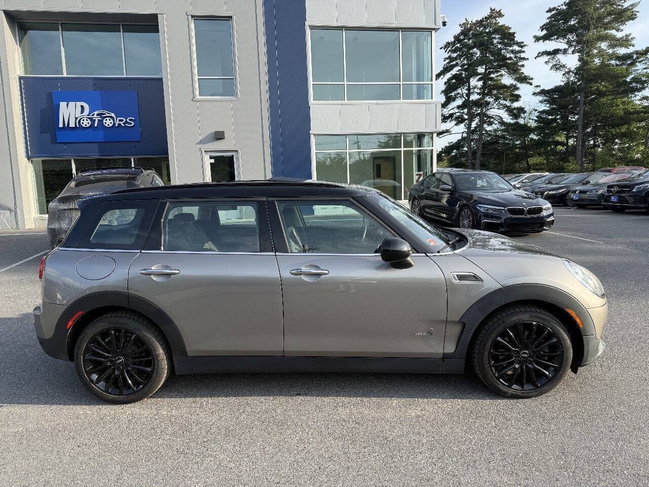 Used 2019 MINI Cooper Clubman ALL4 AWD/4WD image 8