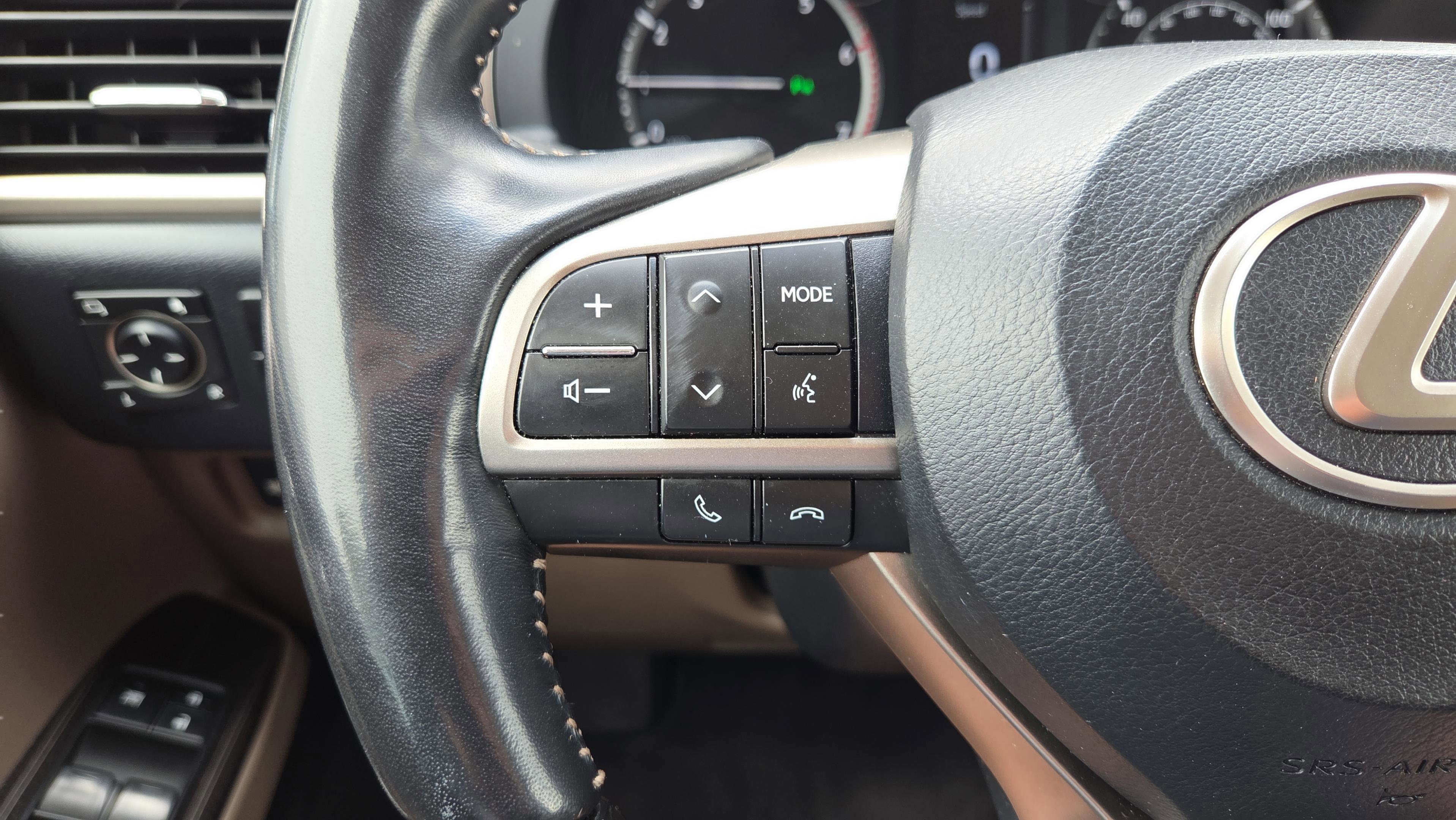 Used 2020 Lexus GX 460 Luxury w/ Off Road Package image 34